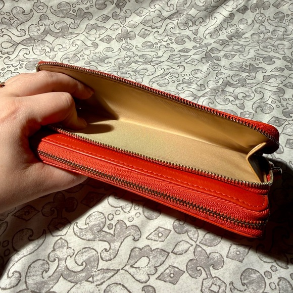 Coach Long Double Zipper Accordion Red Leather Wallet / Wristlet - EUC - Picture 6 of 11
